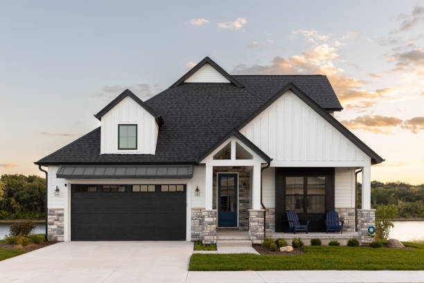 Best Roof Moss and Algae Removal  in West Monroe, MI